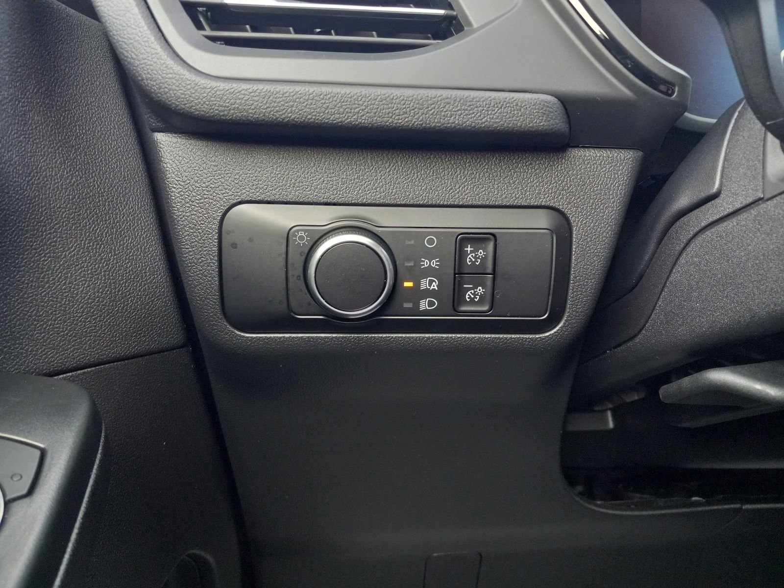 New 2025 Ford Escape ST-Line image 24