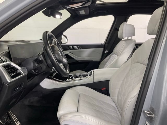 Used 2024 BMW X5 xDrive50e AWD/4WD image 24