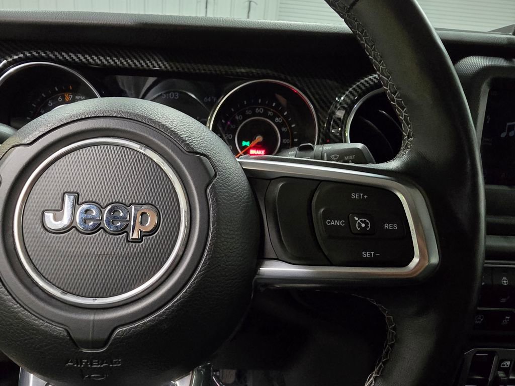 Certified 2018 Jeep Wrangler Unlimited Sahara image 20