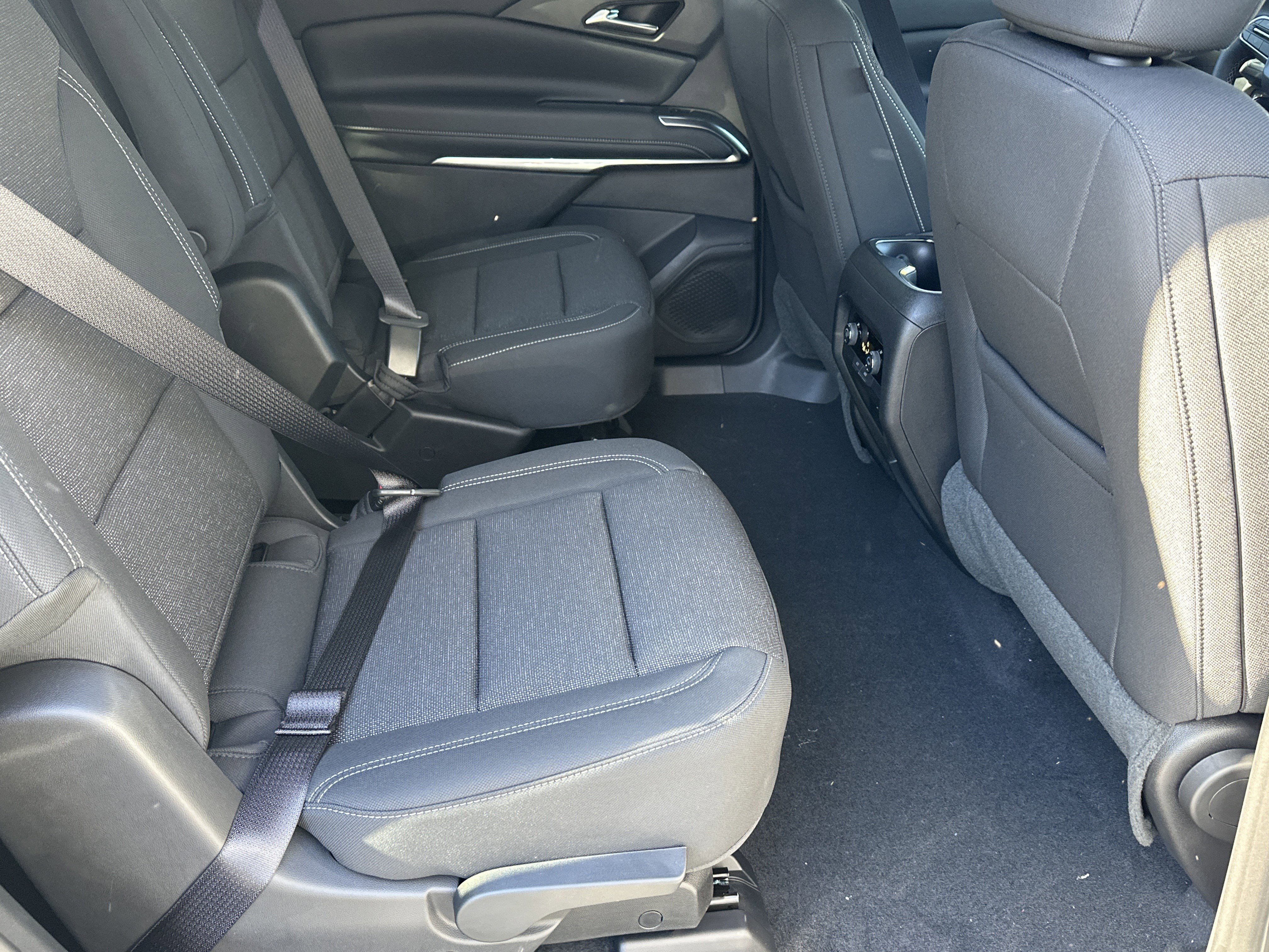 New 2025 Chevrolet Traverse LT w/ Driver Confidence Package image 15