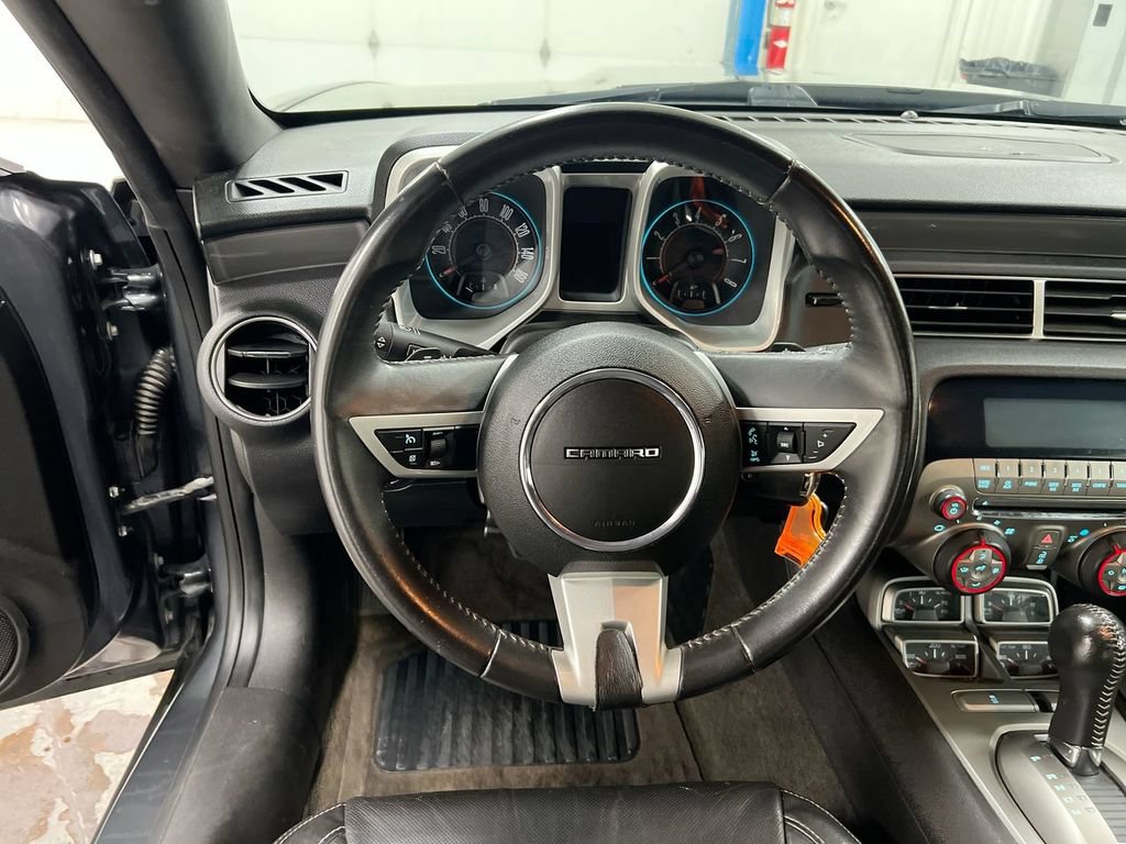 Used 2010 Chevrolet Camaro LT w/ RS Package RWD image 11