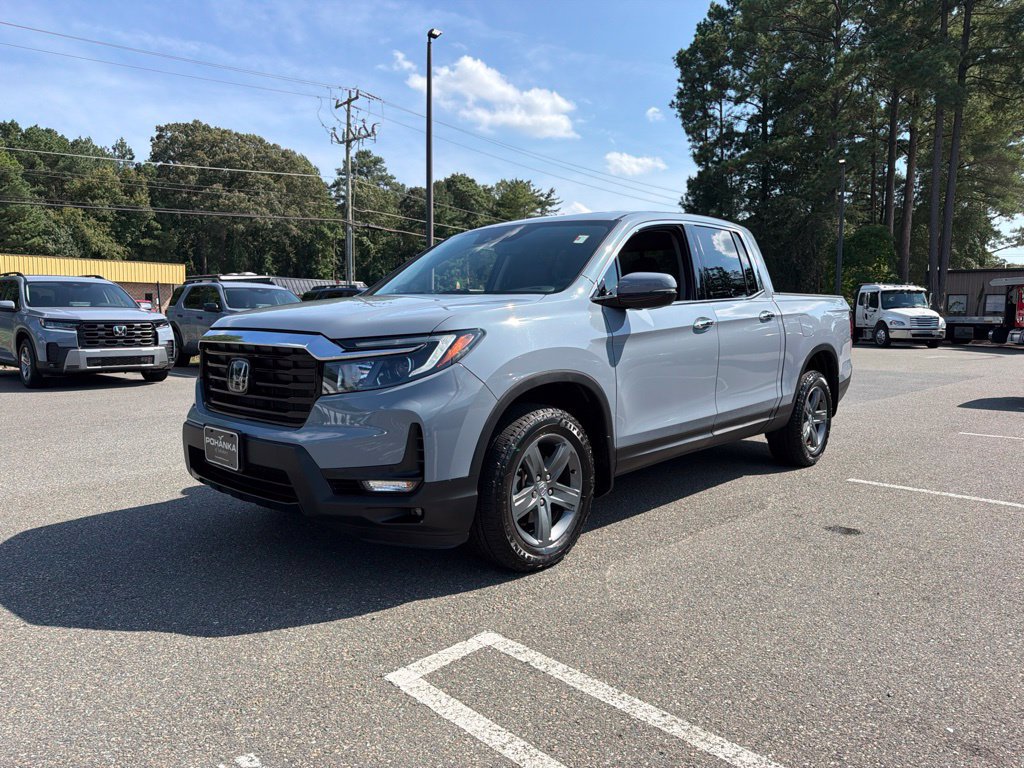 Used 2023 Honda Ridgeline RTL-E image 2