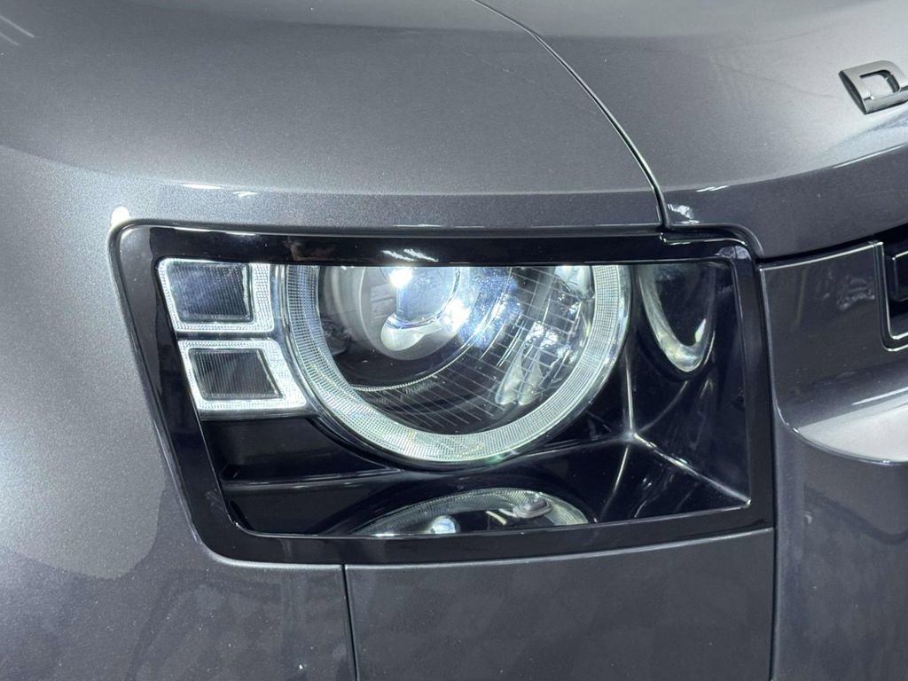Used 2022 Land Rover Defender 110 X-Dynamic HSE image 15