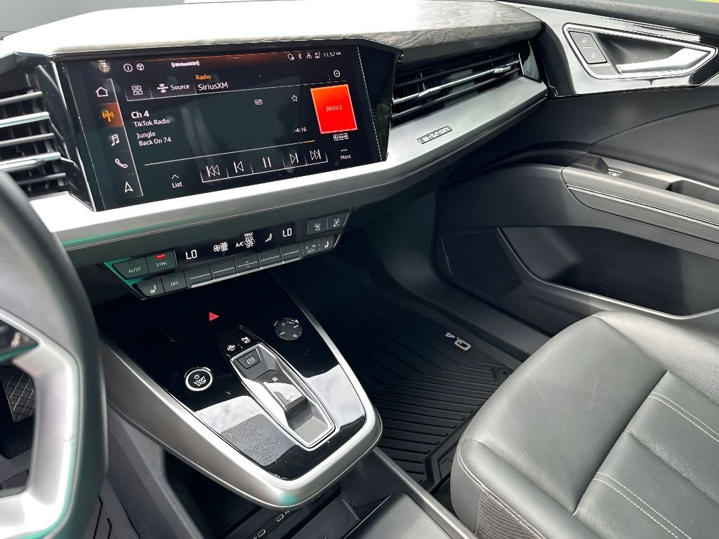 Used 2023 Audi Q4 e-tron Premium Plus w/ Premium Plus image 10