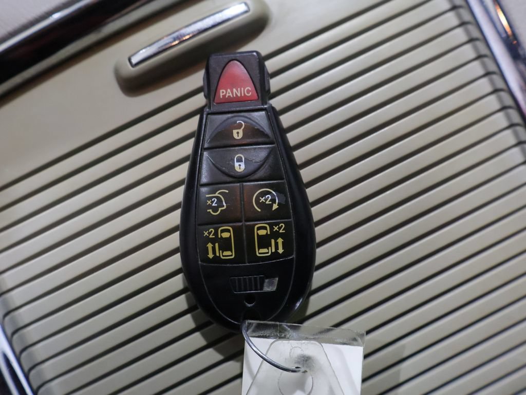 Used 2019 Dodge Grand Caravan SXT FWD image 22