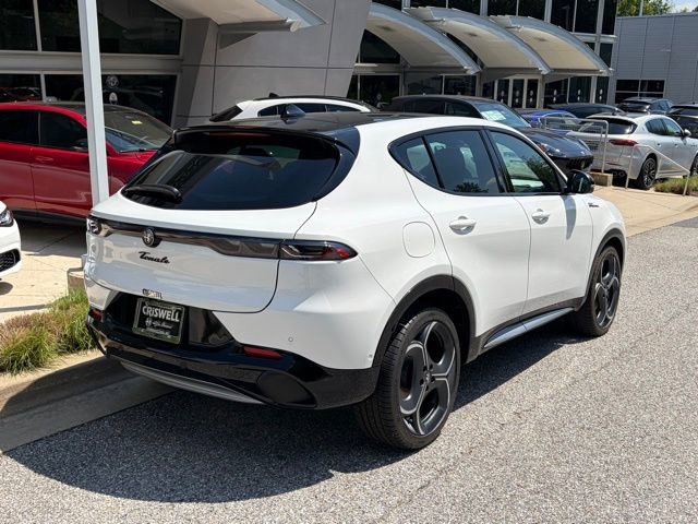 New 2026 Alfa Romeo Tonale w/ Active Assist Package AWD/4WD image 5