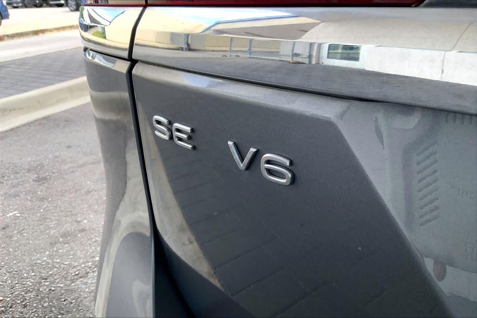 Used 2023 Volkswagen Atlas SEL Premium AWD/4WD image 10
