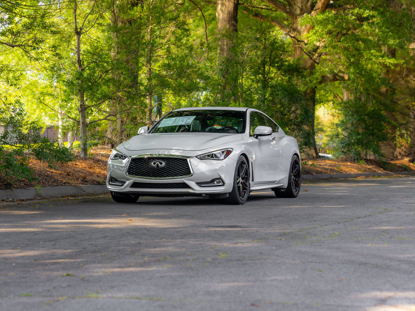 Used 2017 INFINITI Q60 3.0t w/ Premium Plus Package 3.0T RWD image 44