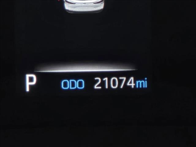 Used 2023 Toyota Sienna XSE image 21