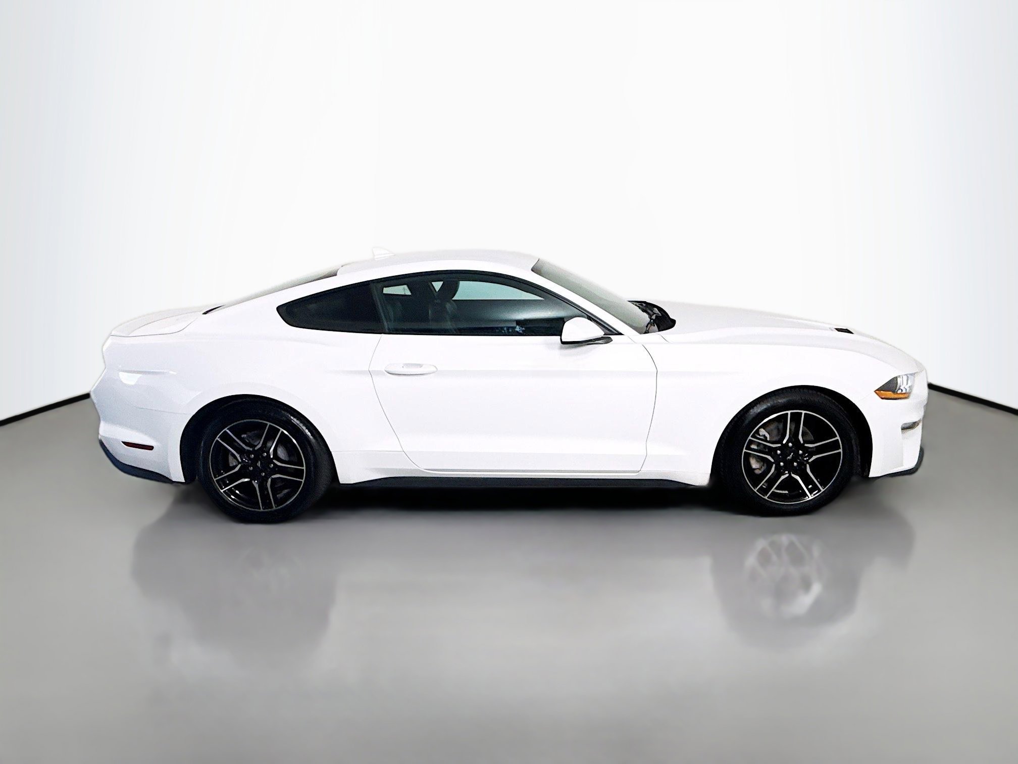 Used 2023 Ford Mustang Premium image 11
