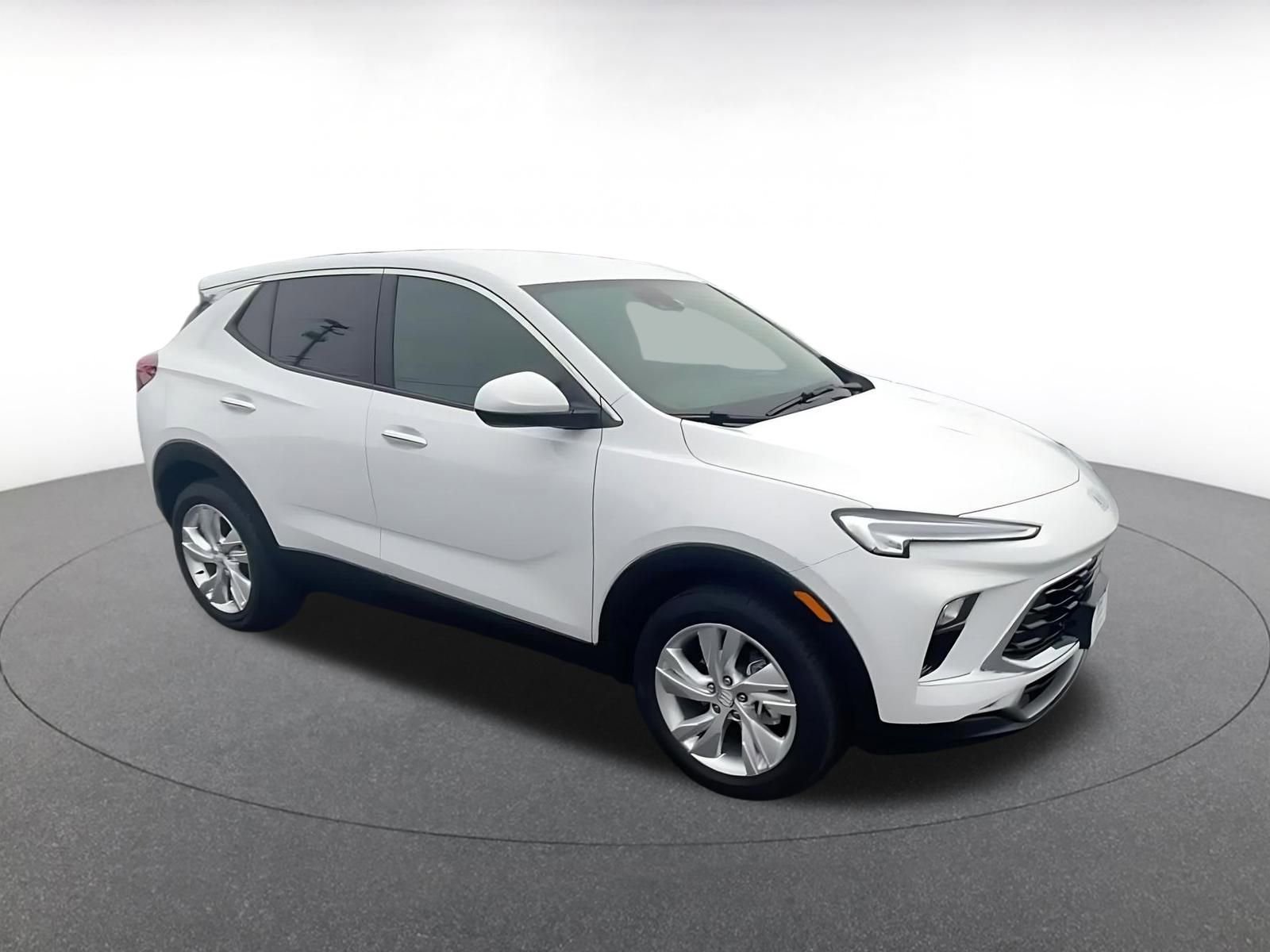 Used 2025 Buick Encore GX Preferred image 2