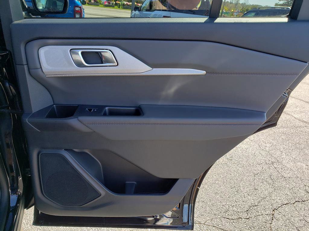 New 2026 Ford Explorer Active image 15