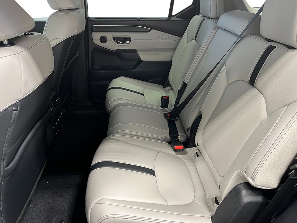 New 2026 Honda Pilot Touring image 21