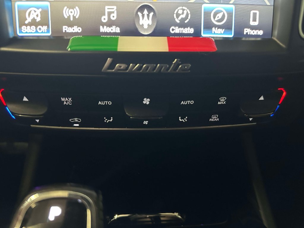 Used 2020 Maserati Levante S GranSport AWD/4WD image 31