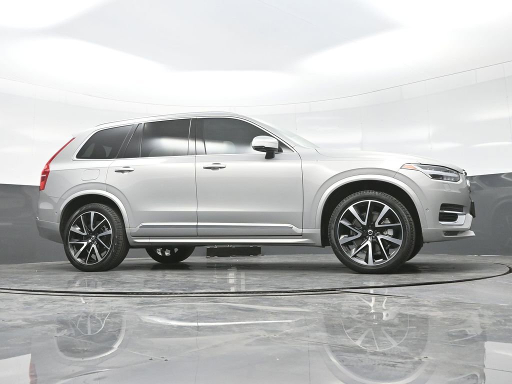 Used 2023 Volvo XC90 B6 Plus w/ Protection Package Premier image 27