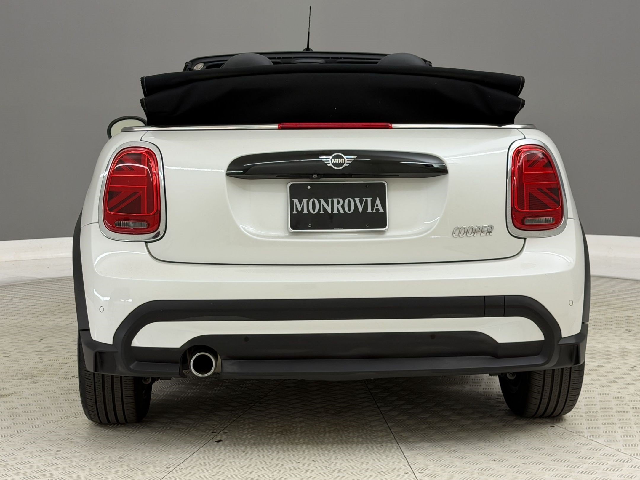 Certified 2024 MINI Cooper Convertible FWD image 10