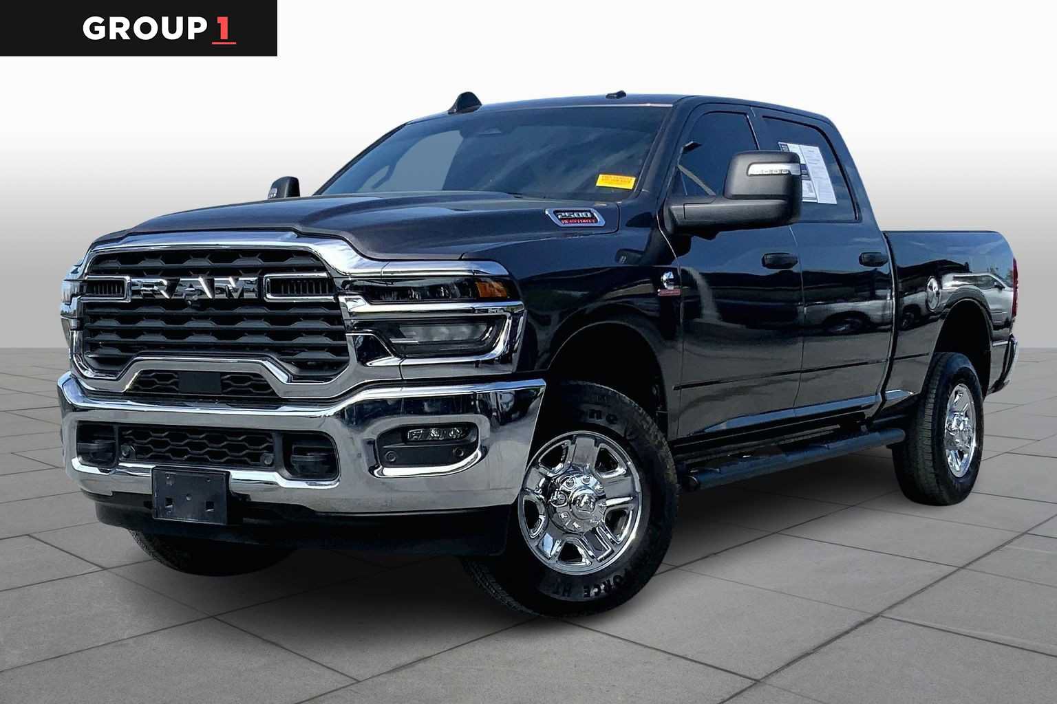 Used 2026 RAM 2500 Tradesman AWD/4WD image 1