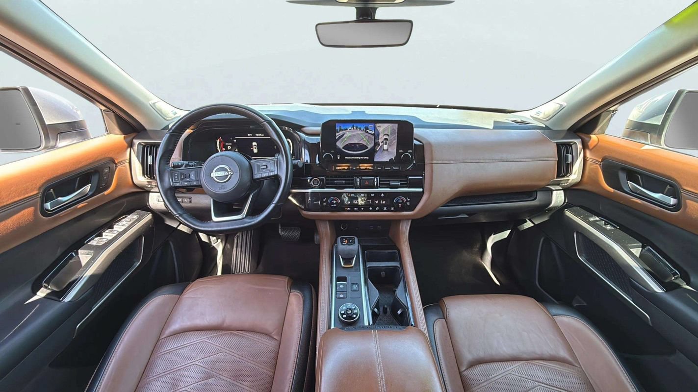 Used 2023 Nissan Pathfinder Platinum AWD/4WD image 9
