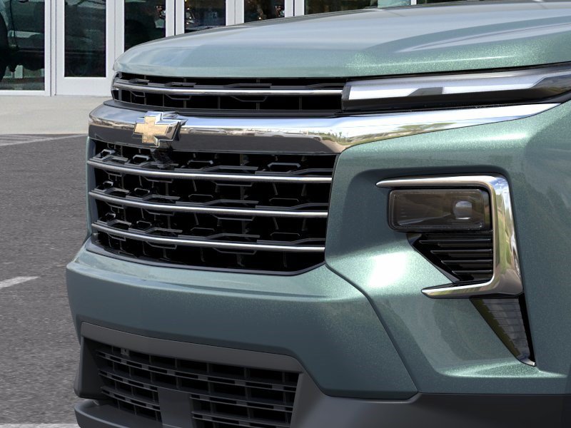 New 2027 Chevrolet Traverse LT w/ Driver Confidence Package FWD image 15
