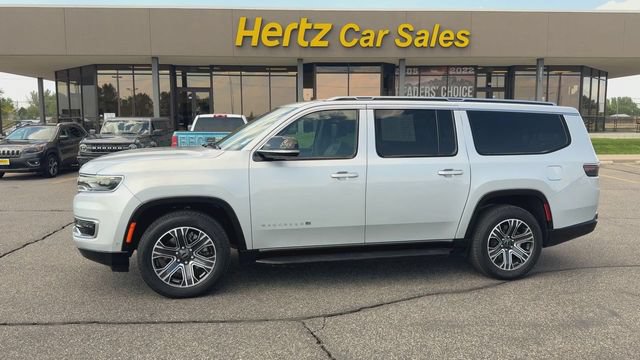 Used 2025 Jeep Wagoneer L 4WD image 5