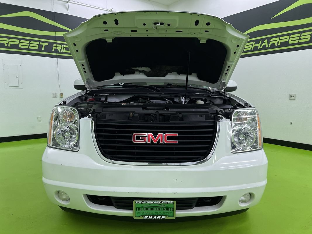 Used 2013 GMC Yukon XL SLT AWD/4WD image 4
