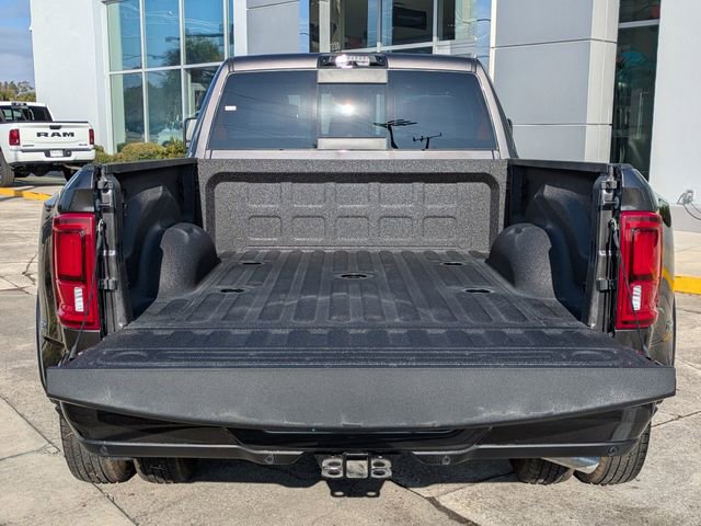 New 2026 RAM 3500 Limited AWD/4WD image 14