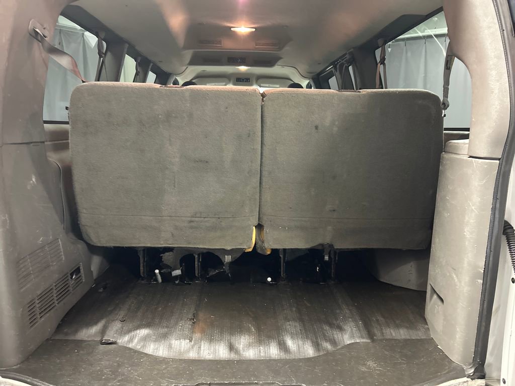 Used 2017 Chevrolet Express 2500 LS image 21