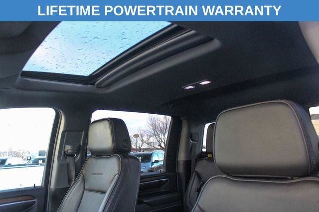 Used 2024 GMC Sierra 3500 Denali w/ Denali Reserve Package AWD/4WD image 28