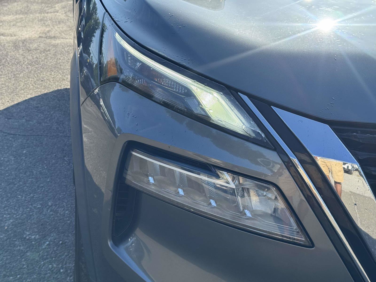Used 2021 Nissan Rogue SV AWD/4WD image 7