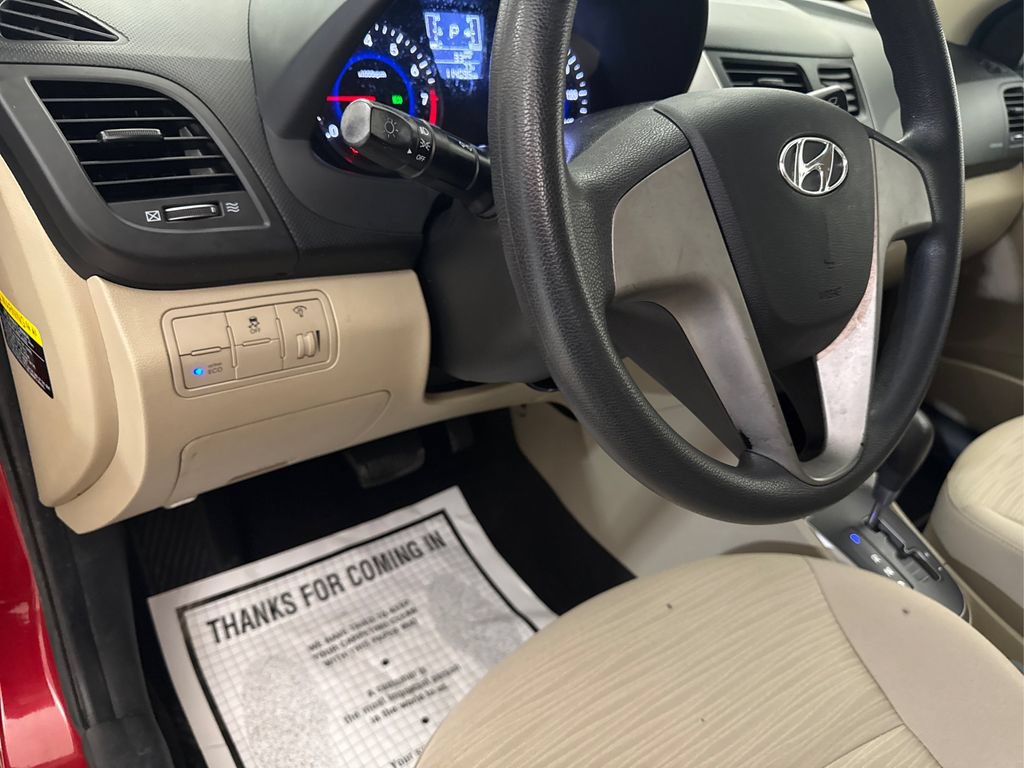 Used 2017 Hyundai Accent SE FWD image 31