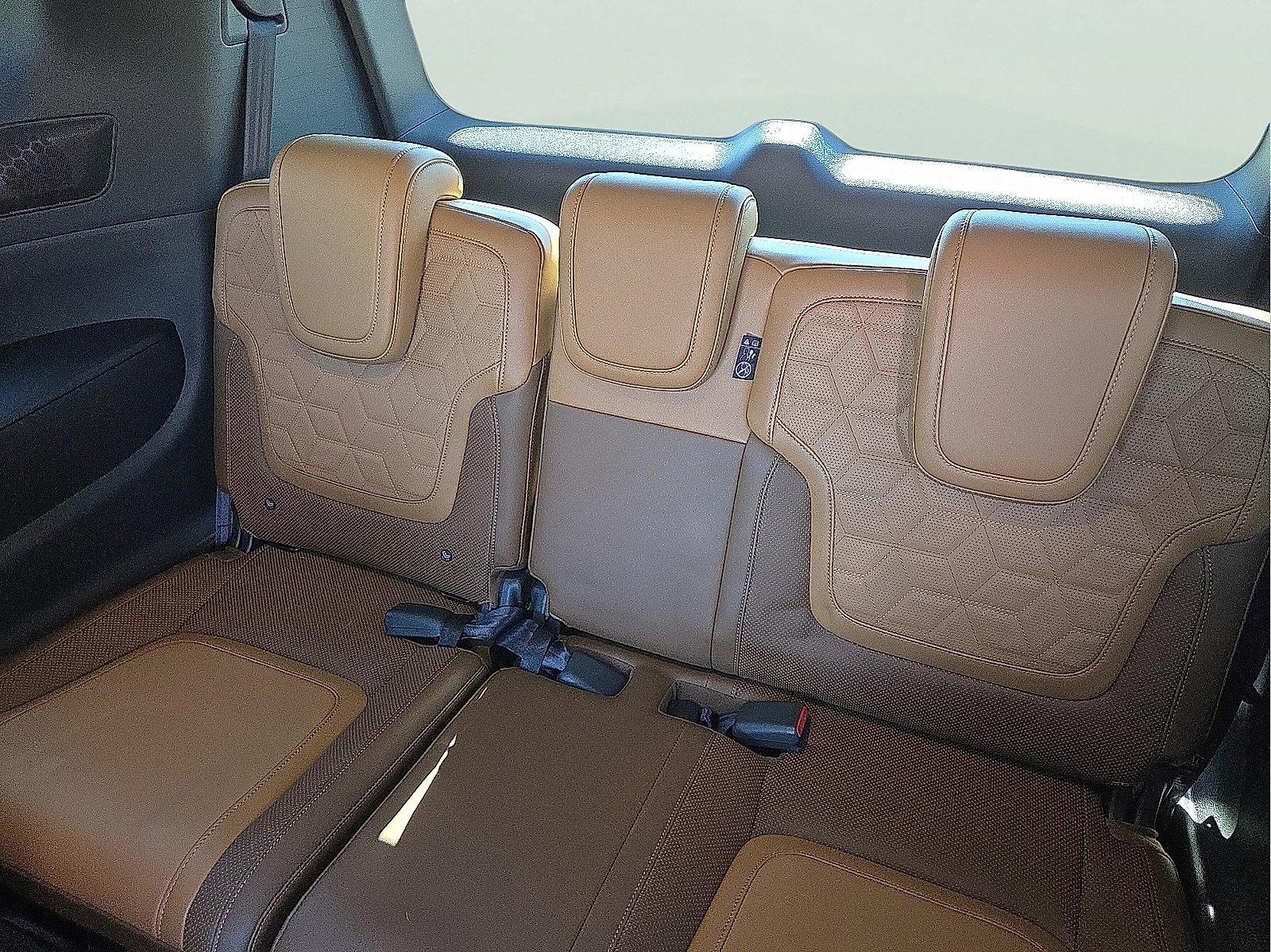 Used 2025 Nissan Armada Platinum Reserve w/ Convenience Package image 10