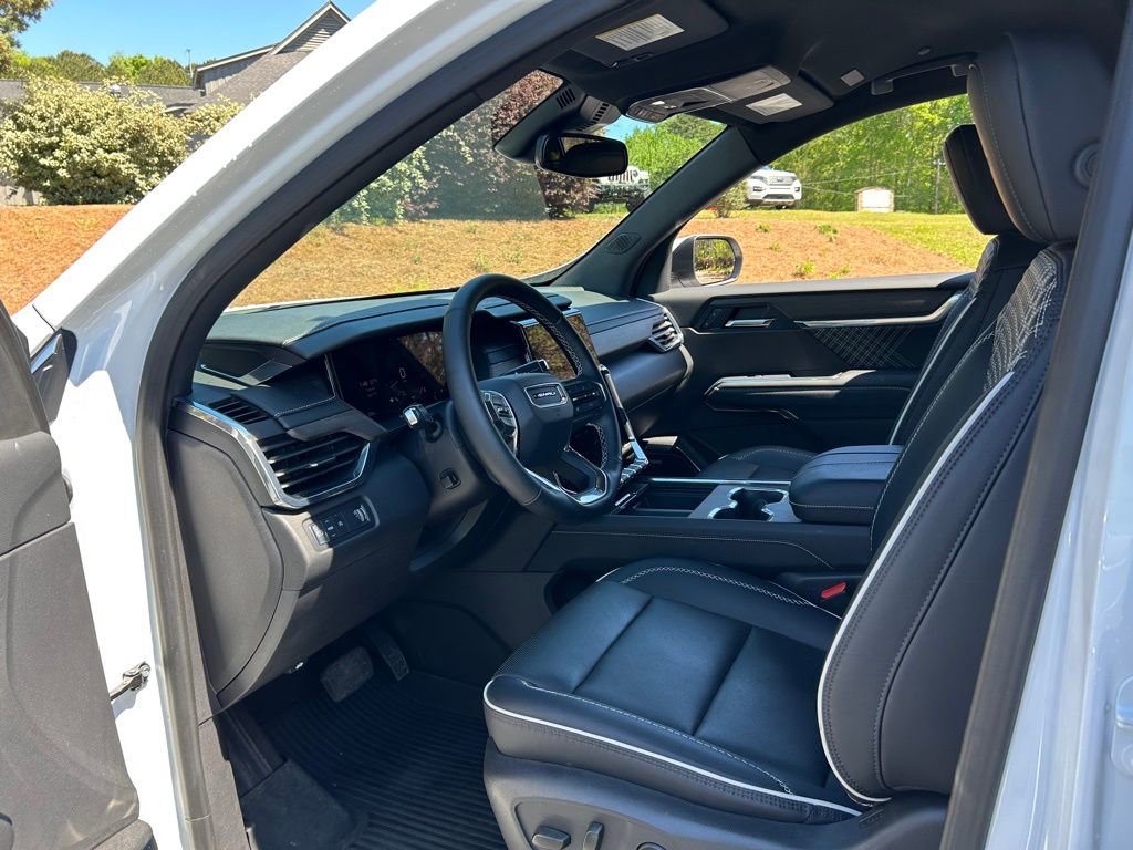 Used 2025 GMC Acadia Denali image 35