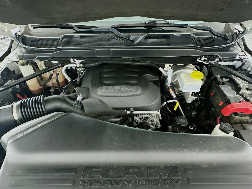 Used 2020 RAM 2500 Tradesman w/ Chrome Appearance Group image 33