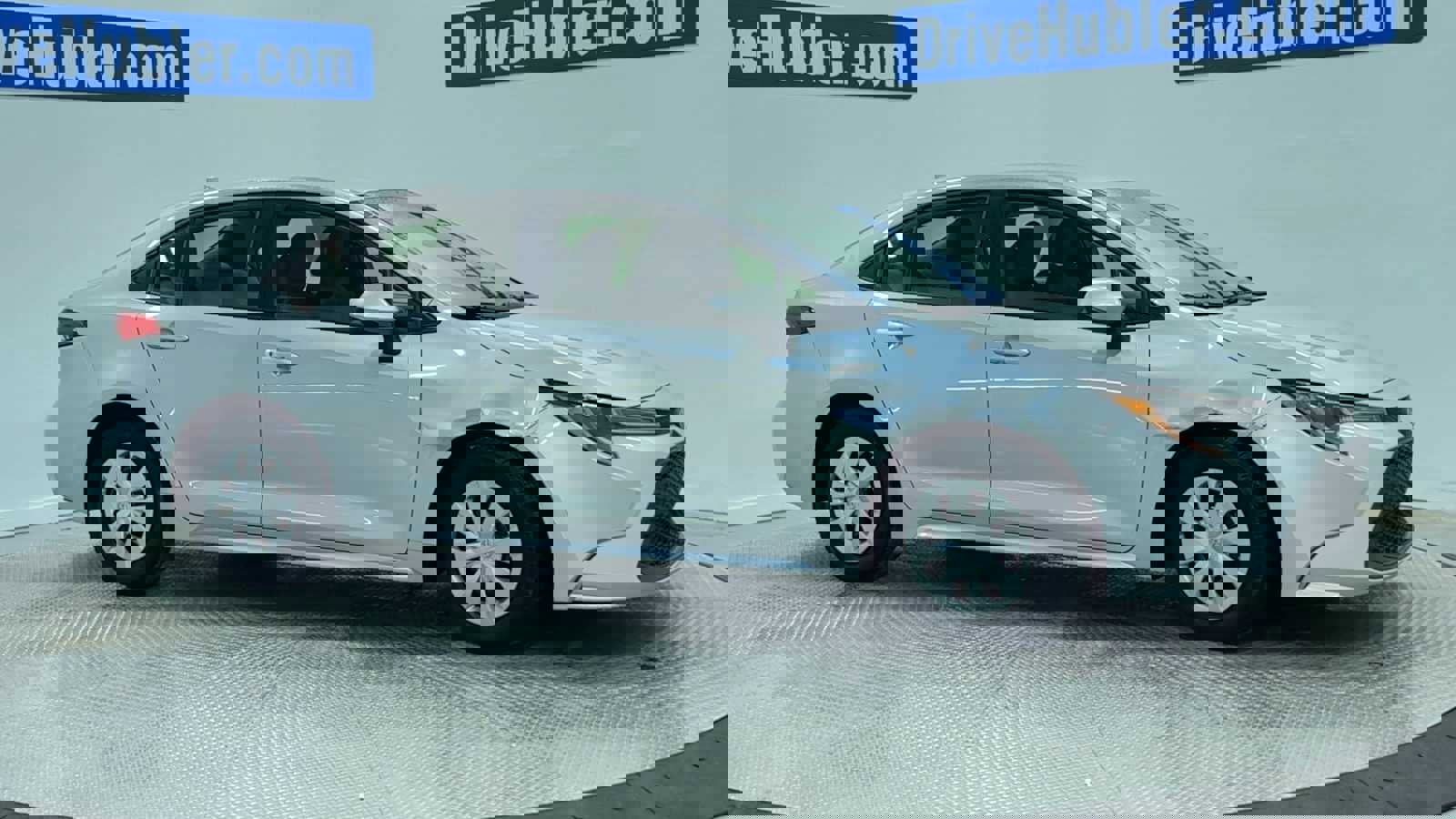 Used 2020 Toyota Corolla L image 2