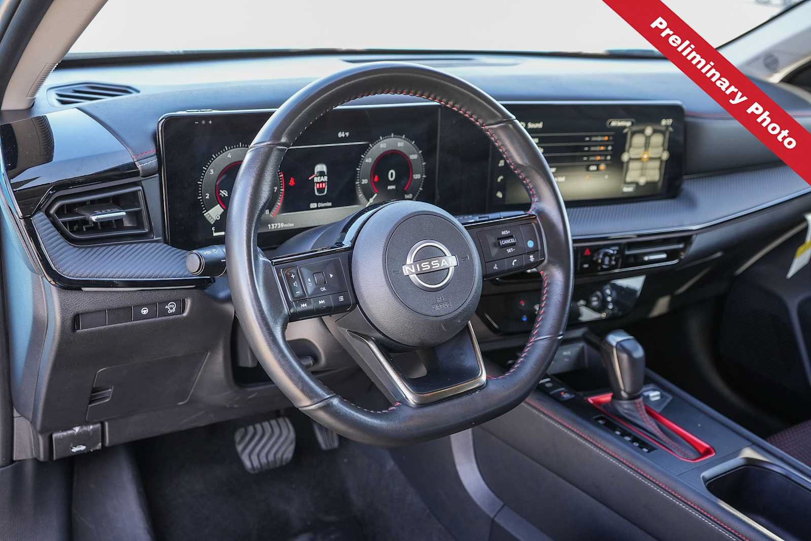 Used 2025 Nissan Kicks SR FWD image 15