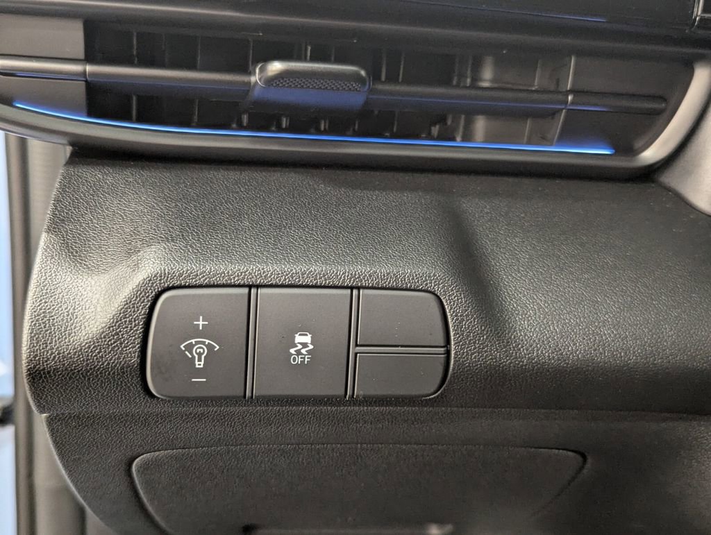 Certified 2025 Hyundai Elantra N Base image 15