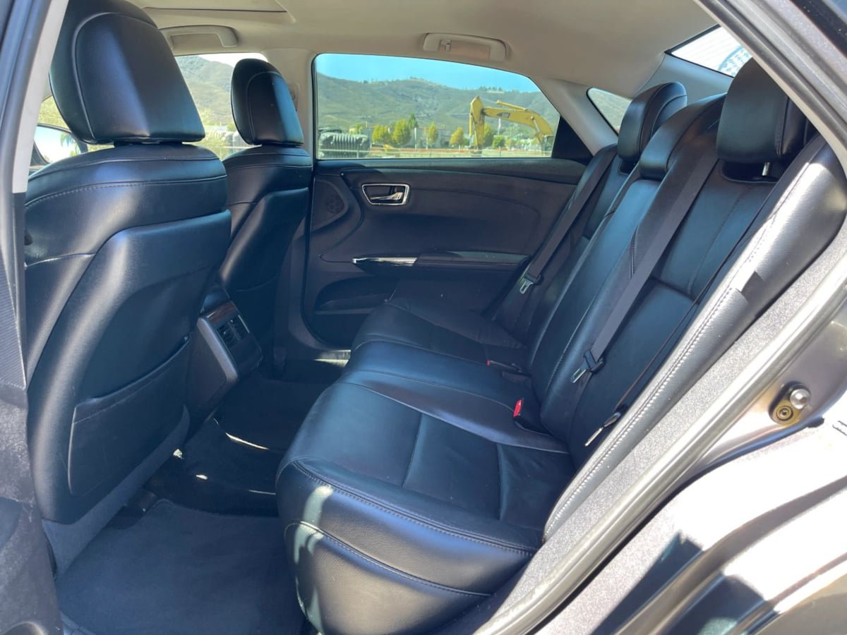 Used 2014 Toyota Avalon XLE Touring FWD image 20