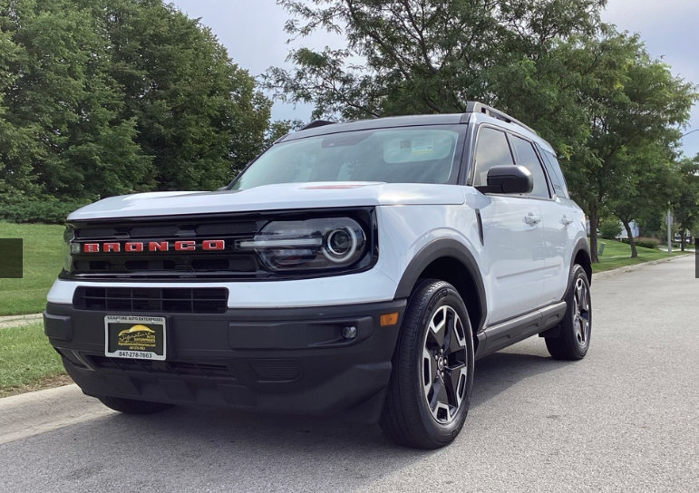 Used 2023 Ford Bronco Sport Outer Banks w/ Tech Package AWD/4WD image 5