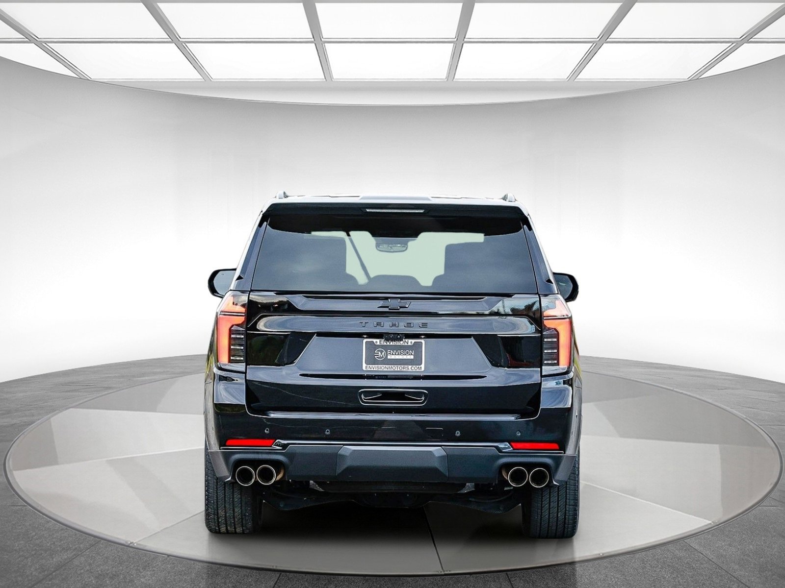 Used 2025 Chevrolet Tahoe High Country image 3