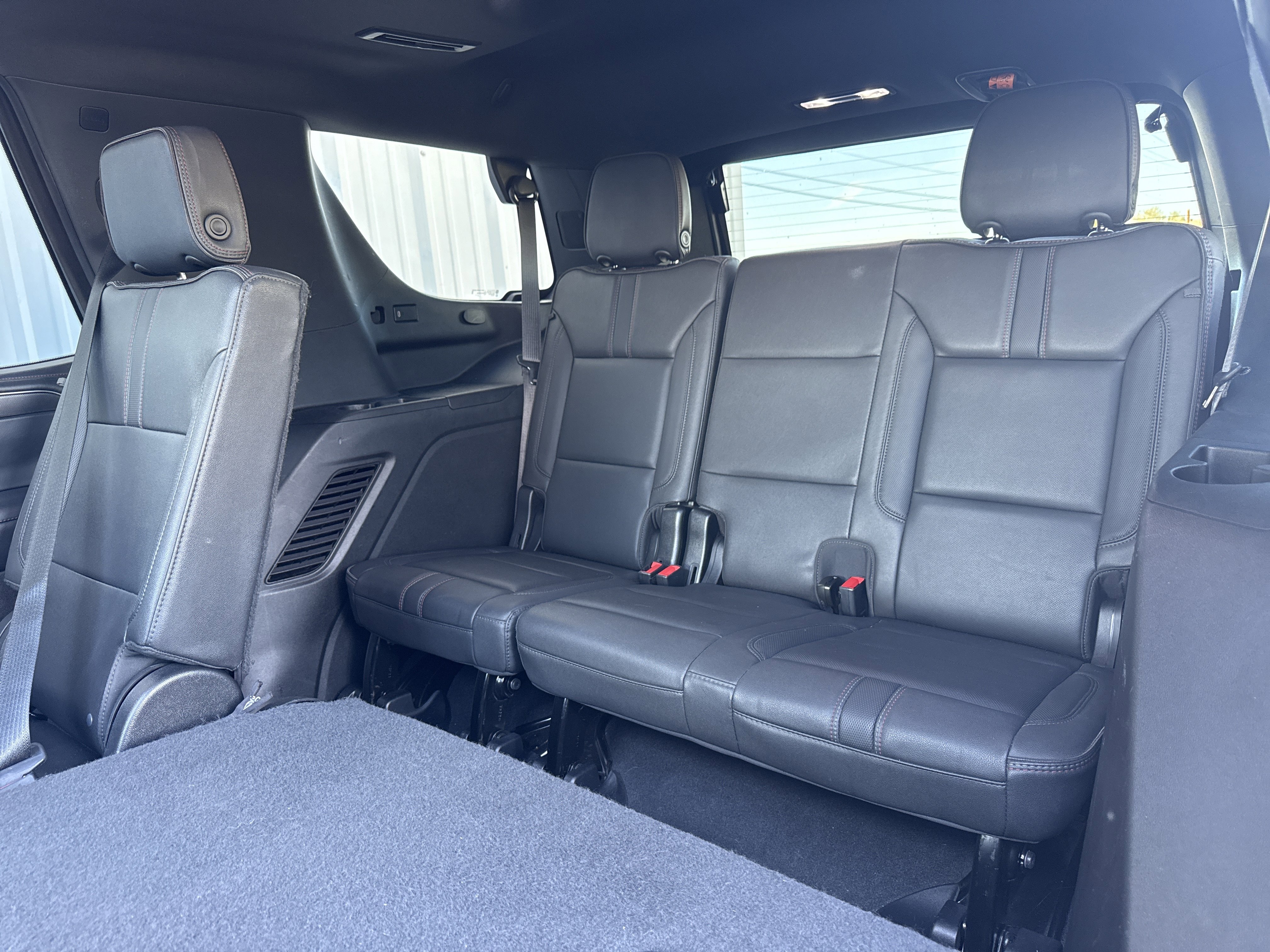 Used 2023 Chevrolet Tahoe RST image 28