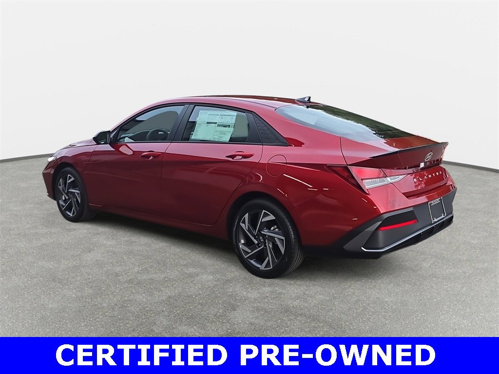 Used 2025 Hyundai Elantra Sport image 7