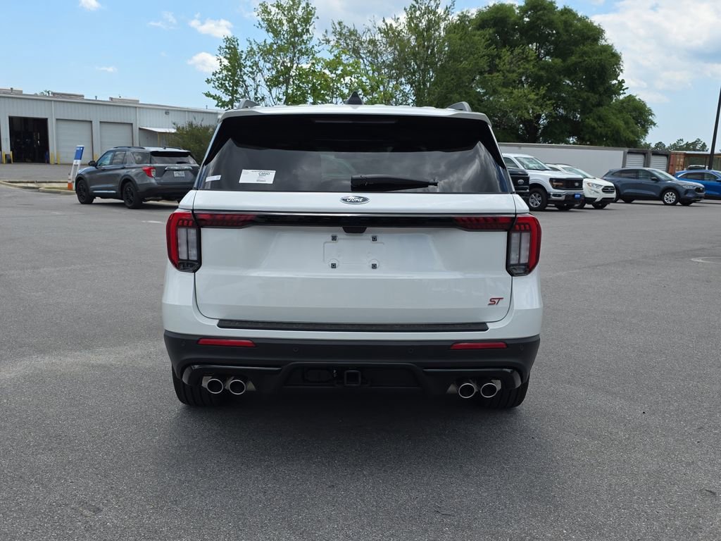 New 2026 Ford Explorer ST RWD image 6