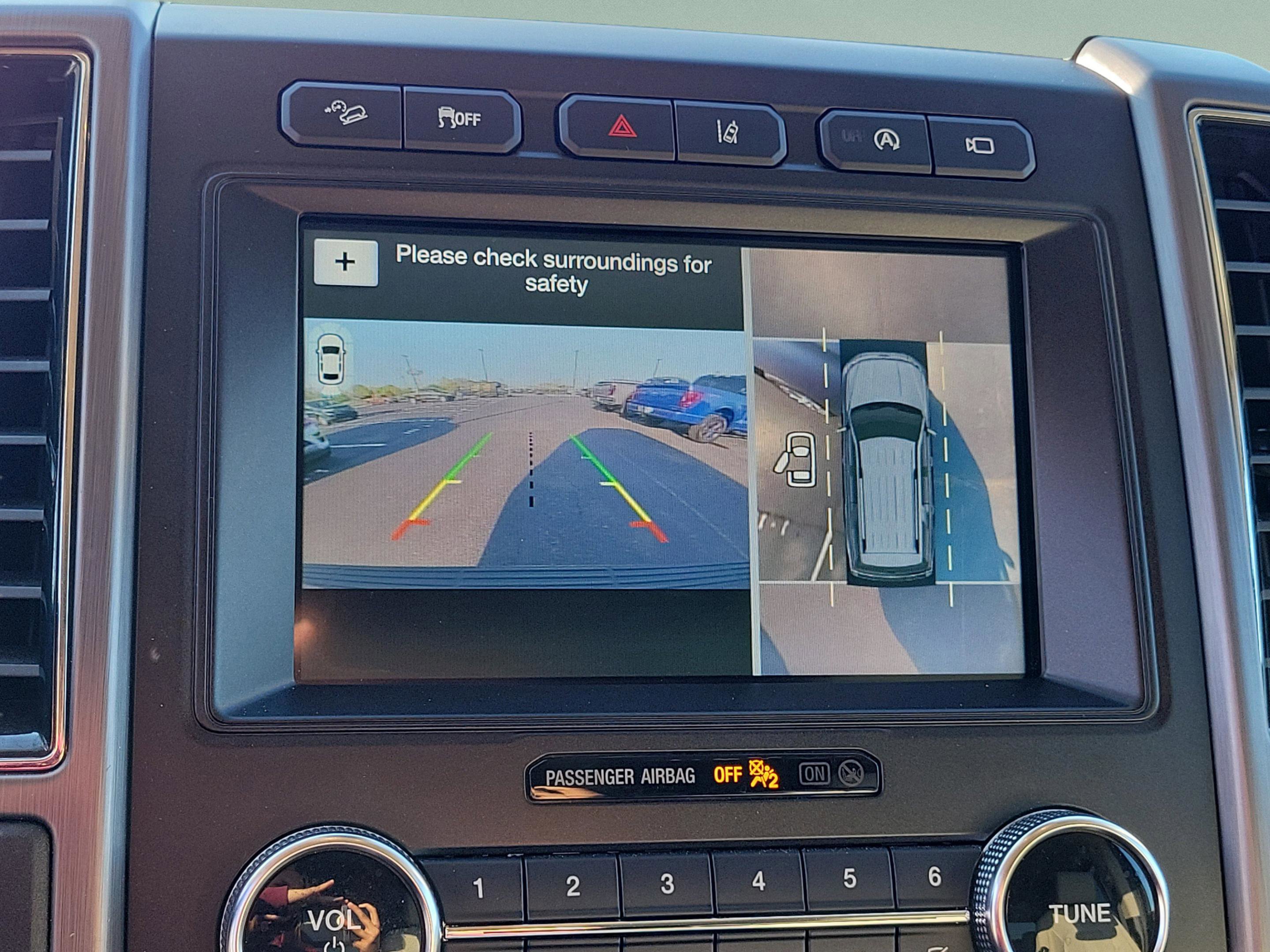 Used 2018 Ford Expedition Platinum image 30