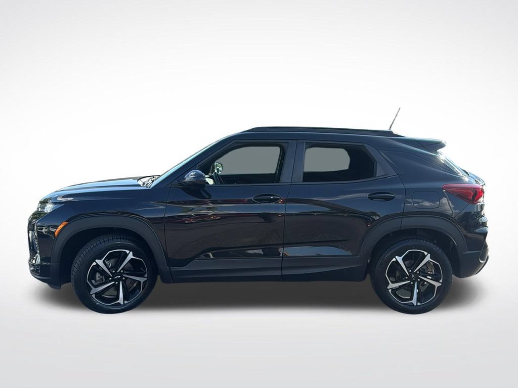 Used 2022 Chevrolet TrailBlazer RS w/ Sun and Liftgate Package AWD/4WD image 4