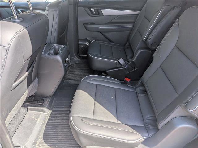 New 2026 Buick Enclave Preferred w/ LPO, Floor Liner Package FWD image 16