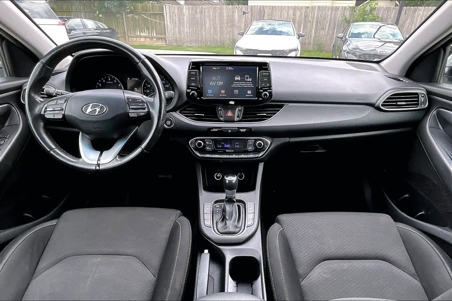 Used 2018 Hyundai Elantra GT w/ Style Package 02 FWD image 14