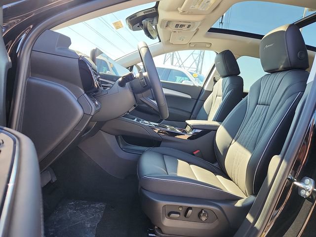 New 2026 Buick Envision Avenir image 9