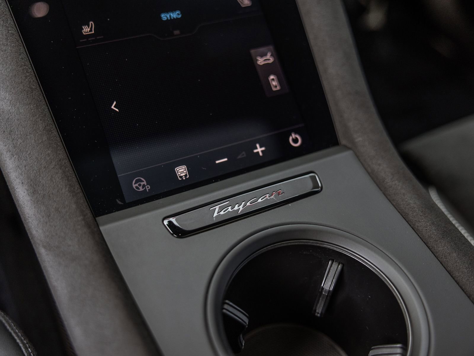 Certified 2023 Porsche Taycan GTS image 27