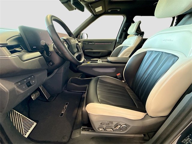 Used 2024 Kia EV9 GT-Line image 18