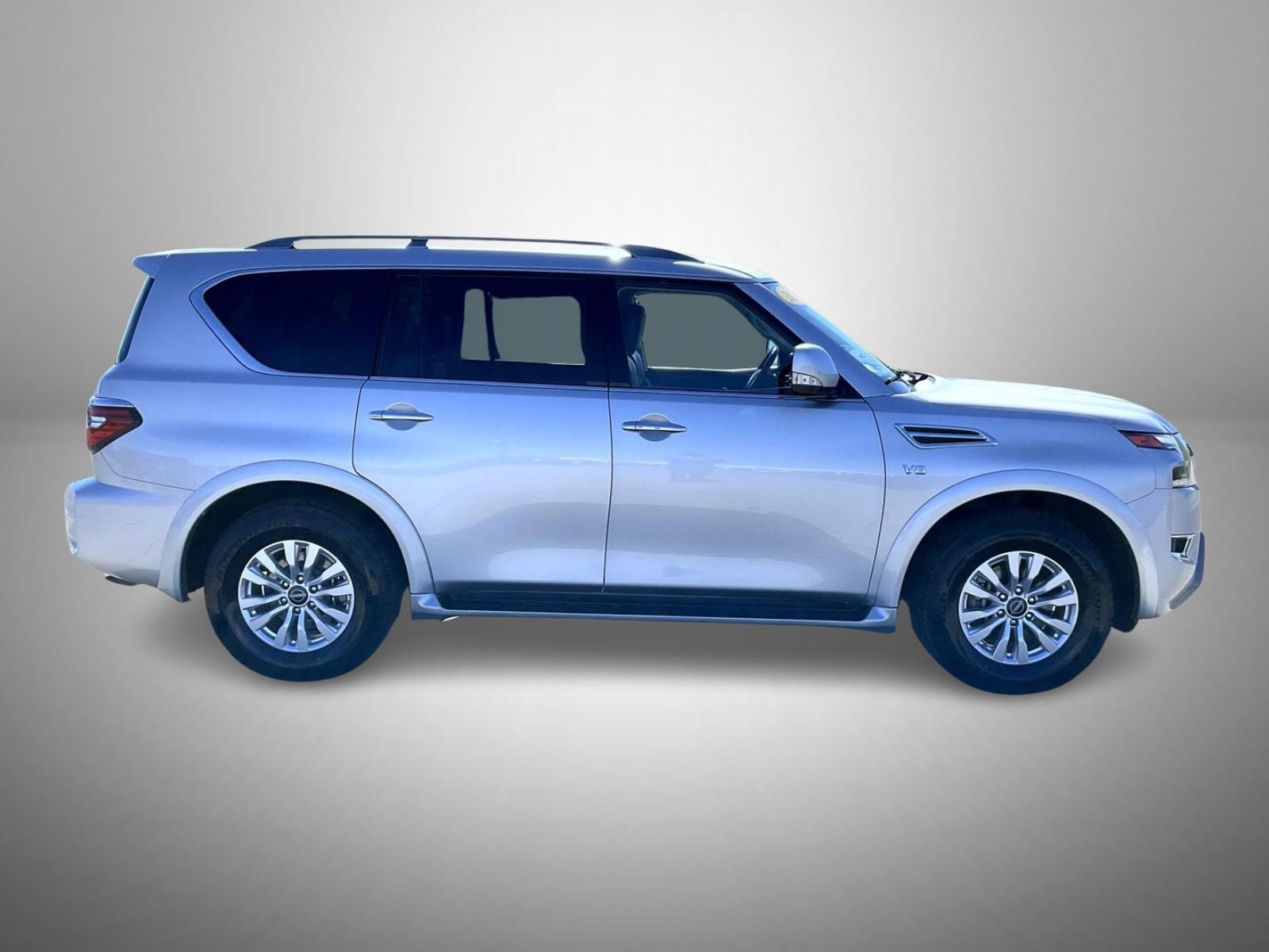 Used 2022 Nissan Armada SV image 4
